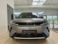 Neu BYD Atto 2 212 PS (155 kW) 2026 Grau SUV