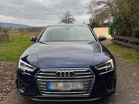 Gebraucht Audi A4 Sport 190 PS (139 kW) 2019 Blau Limousine