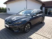 Neu Kia Ceed Sportswagon 140 PS (102 kW) 2025 Grau Kombi