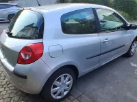 Gebraucht Renault Clio II Rip Curl 75 PS (55 kW) 2009 Silber Limousine