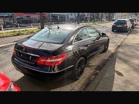 Gebraucht Mercedes E220 170 PS (125 kW) 2012 Schwarz Coupé