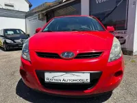 Gebraucht Hyundai i20 Edition 77 PS (56 kW) 2011 Electric red Kleinwagen