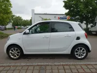 Używany Smart ForFour Basis 71 KM (52 kW) 2015 Biały Hatchback
