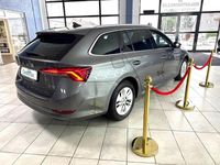 Gebraucht Skoda Octavia Ambition 150 PS (110 kW) 2023 Grau Kombi