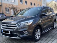 Gebraucht Ford Kuga Titanium 150 PS (110 kW) 2018 Schwarz SUV