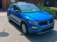 Gebraucht VW T-Roc 150 PS (110 kW) 2018 Blau SUV