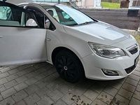 Gebraucht Opel Astra 87 PS (63 kW) 2011 Weiß Kleinwagen