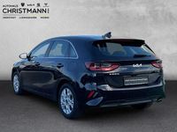 Gebraucht Kia Ceed Vision 120 PS (88 kW) 2022 Black pearl Kleinwagen