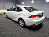 Gebraucht Lexus IS300 223 PS (164 kW) 2019 Sonic white Limousine