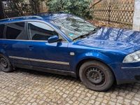 Gebraucht VW Passat Comfortline 150 PS (110 kW) 2002 Blau Kombi