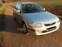 Gebraucht Mazda 323F 88 PS (64 kW) 2000 Silber Limousine