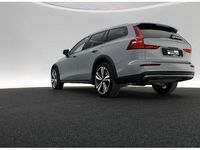 Gebraucht Volvo V60 CC Plus 197 PS (144 kW) 2023 Grau Kombi
