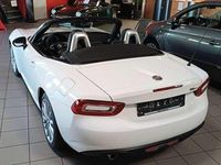 Gebraucht Fiat 124 Spider Lusso 140 PS (102 kW) 2017 Gelato weiß Cabrio