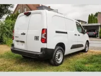 Neu Fiat Doblò 131 PS (96 kW) 2026 Weiß Van / Kleinbus