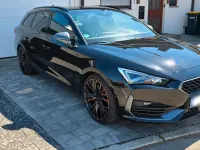 Usado Cupra Leon 310 CV (228 kW) 2022 Negro Familiar