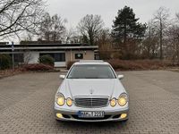 Gebraucht Mercedes C220 Elegance 150 PS (110 kW) 2002 Silber Limousine