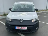 Gebraucht VW Caddy Basis 122 PS (89 kW) 2023 Weiß Van / Kleinbus