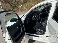 Gebraucht BMW 118 Performance 143 PS (105 kW) 2007 Weiß Kleinwagen