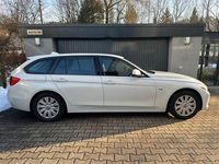 Gebraucht BMW 318 Sport Line 143 PS (105 kW) 2014 Weiß Kombi