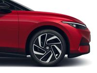 Gebraucht VW ID.7 Pro 210 kW (286 PS) 2025 Kings red metallic schwarz (metallic) Limousine