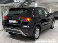 Gebraucht VW T-Cross 95 PS (69 kW) 2025 Deep black perleffekt (schwarz) SUV