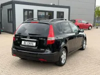 Gebraucht Hyundai i30 Edition 90 PS (66 kW) 2012 Schwarz Kombi