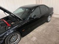 Gebraucht BMW 323 170 PS (125 kW) 1997 Schwarz Limousine