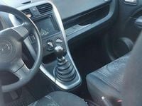 Gebraucht Opel Agila 68 PS (50 kW) 2012 Weiß Kleinwagen