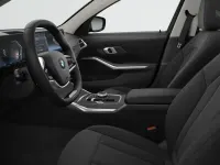 Gebraucht BMW 330 Comfort Edition 245 PS (180 kW) 2025 Schwarz Kombi