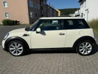 Gebraucht Mini Cooper D 111 PS (81 kW) 2013 Weiß Kleinwagen