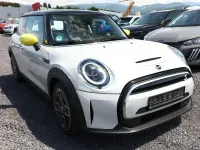 Gebraucht Mini Cooper Classic 135 kW (184 PS) 2021 White silver metallic Kleinwagen