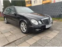 Gebraucht Mercedes E240 177 PS (130 kW) 2004 Schwarz Kombi