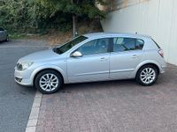 Gebraucht Opel Astra 105 PS (77 kW) 2004 Silber Kleinwagen