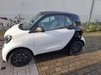 Gebraucht Smart ForTwo Coupé 61 PS (44 kW) 2017 Weiß Coupé