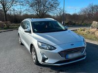 Gebraucht Ford Focus Cool & Connect 125 PS (91 kW) 2021 Silber Kombi