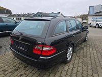 Gebraucht Mercedes E220 Elegance 170 PS (125 kW) 2007 Schwarz Limousine
