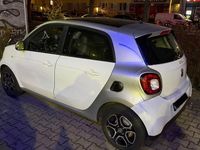 Gebraucht Smart ForFour Prime 71 PS (52 kW) 2017 Weiß Kleinwagen