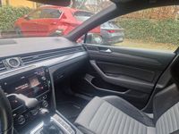Gebraucht VW Passat 190 PS (139 kW) 2016 Blau Kombi