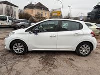 Gebraucht Peugeot 208 Access 68 PS (50 kW) 2017 Weiß Kleinwagen