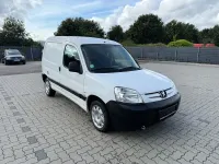 Gebraucht Peugeot Partner 75 PS (55 kW) 2008 Weiß Van / Kleinbus