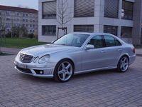 Gebraucht Mercedes E500 AMG 387 PS (284 kW) 2007 Silber Limousine