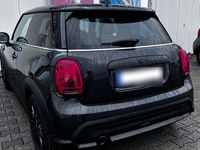 Gebraucht Mini Cooper Classic 136 PS (100 kW) 2023 Schwarz Kleinwagen