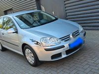 Gebraucht VW Golf IV 75 PS (55 kW) 2005 Silber Kleinwagen
