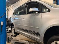 Gebraucht VW Touran 109 PS (80 kW) 2008 Silber Van / Kleinbus