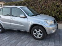 Gebraucht Toyota RAV4 150 PS (110 kW) 2003 Silber SUV
