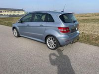 Gebraucht Mercedes B180 109 PS (80 kW) 2007 Blau Van / Kleinbus