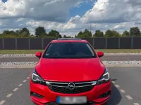 Gebraucht Opel Astra 136 PS (100 kW) 2015 Rot Limousine