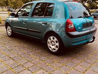 Gebraucht Renault Clio II 75 PS (55 kW) 2005 Grün Kleinwagen