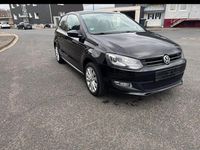 Gebraucht VW Polo Team 105 PS (77 kW) 2011 Schwarz Kleinwagen