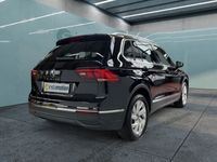 Gebraucht VW Tiguan Move 150 PS (110 kW) 2023 Schwarz SUV